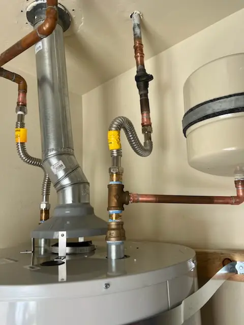 Water heater installation and plumbing repair in Santa Maria
